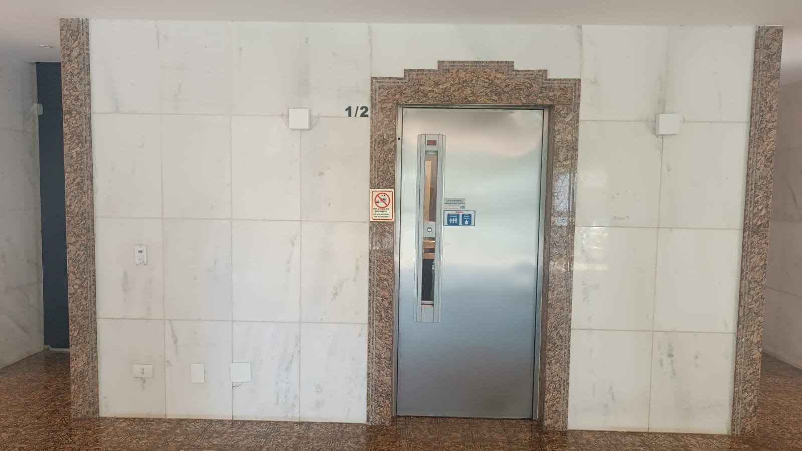 Elevador de serviço - Foto 11
