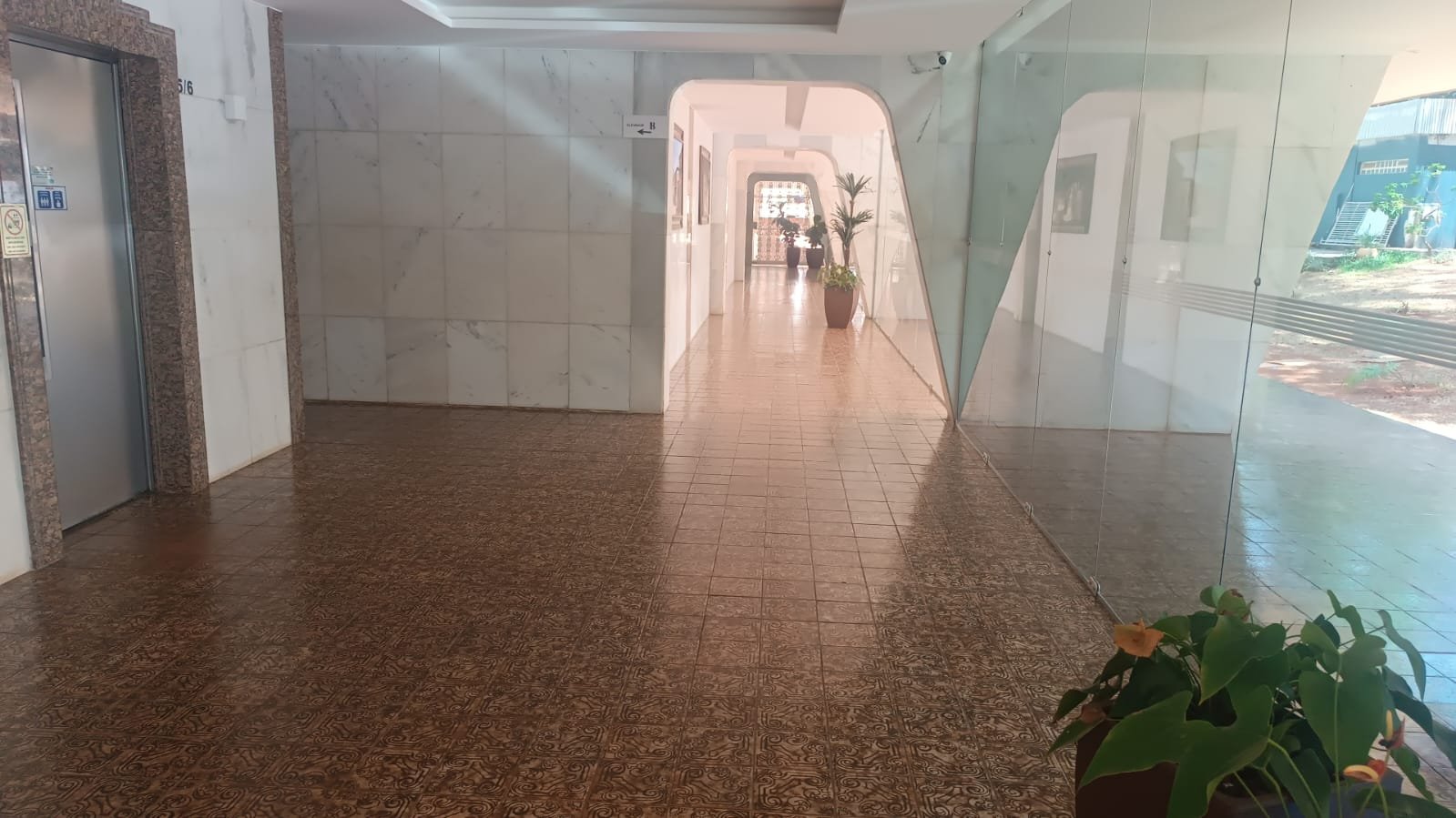 Corredor de acesso às unidades habitacionais - Foto 6